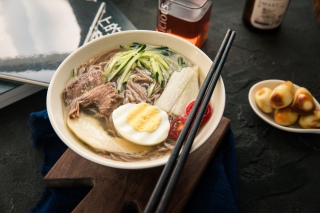 暗调中式美食
