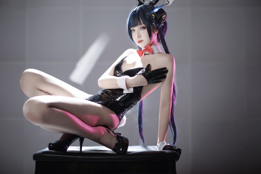 封疆疆v妃咲兔女郎