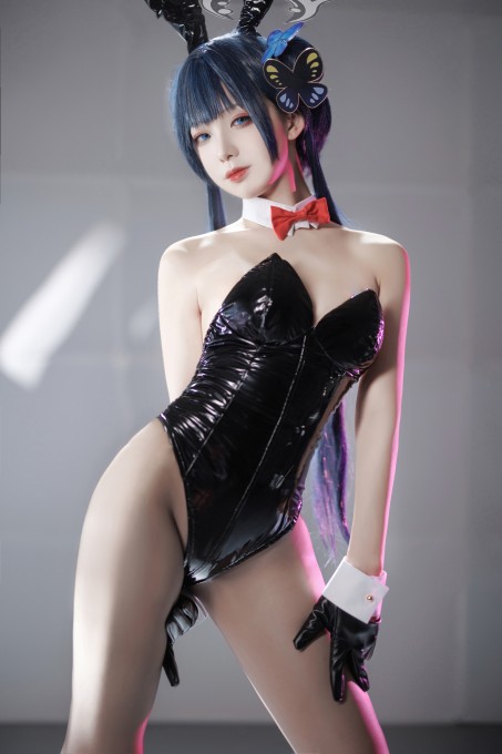 封疆疆v妃咲兔女郎