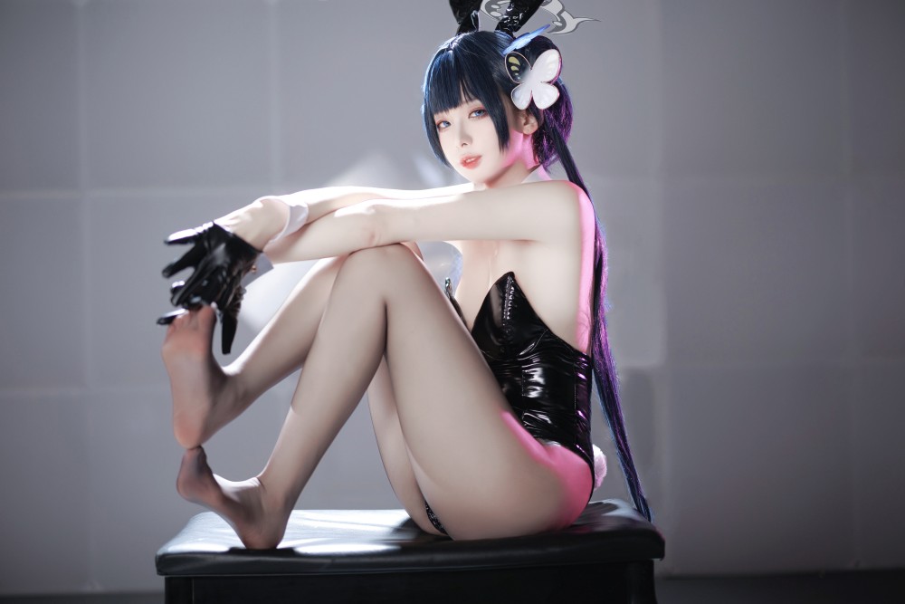 封疆疆v妃咲兔女郎