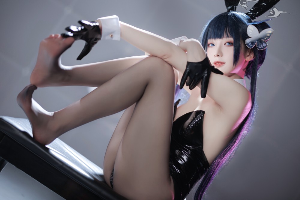 封疆疆v妃咲兔女郎