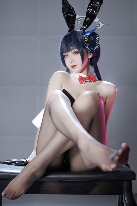 封疆疆v妃咲兔女郎