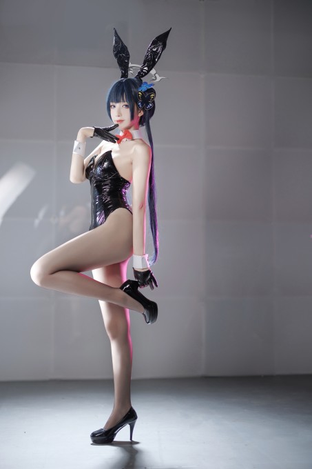 封疆疆v妃咲兔女郎