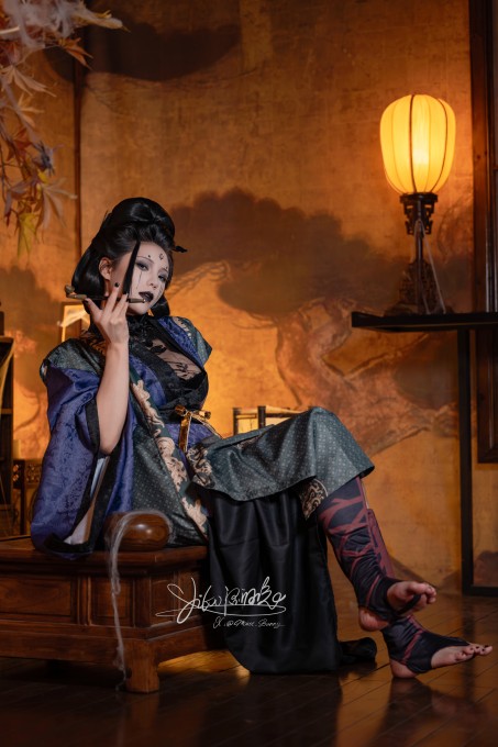 Yiko湿润兔十月作品『阁中四妹』