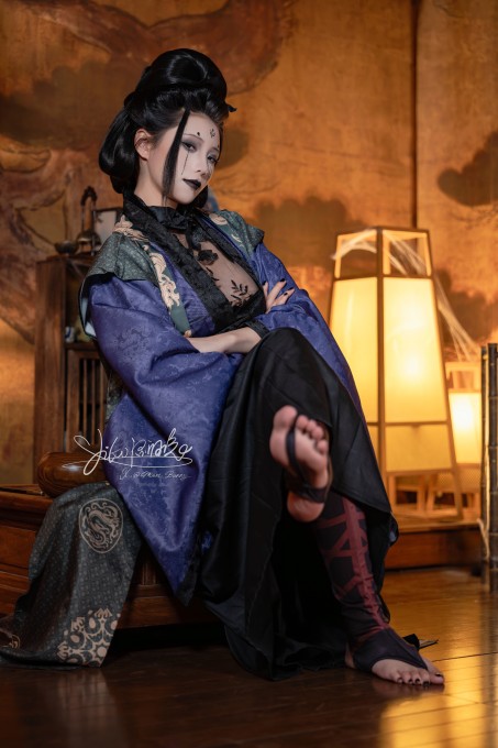Yiko湿润兔十月作品『阁中四妹』