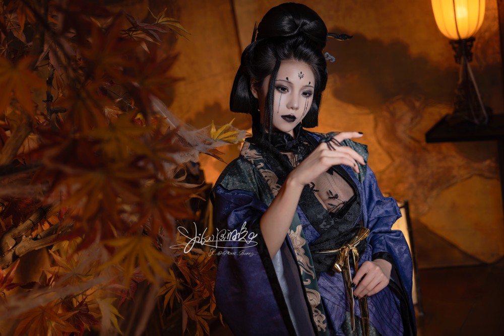 Yiko湿润兔十月作品『阁中四妹』