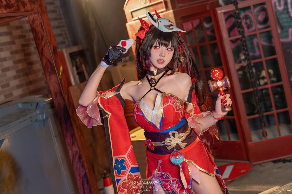 咬人小小兔六月作品『星穹铁道花火』