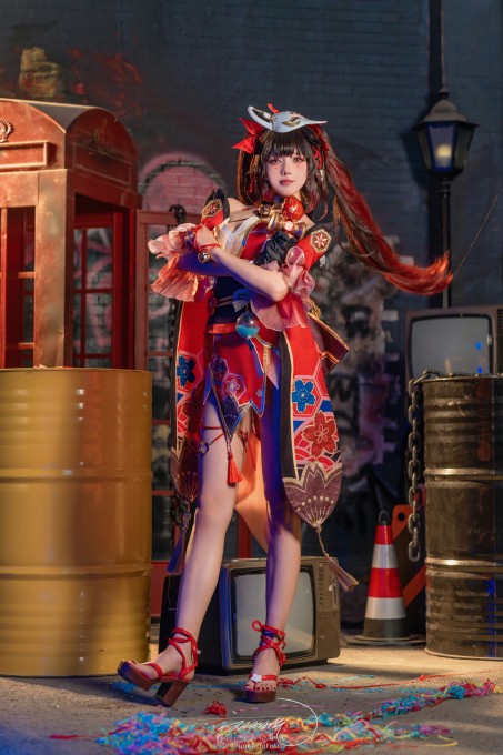 咬人小小兔六月作品『星穹铁道花火』