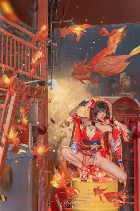 咬人小小兔六月作品『星穹铁道花火』