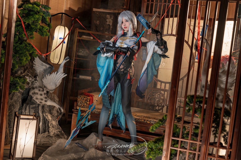 咬人小小兔四月作品申鹤横屏全身照