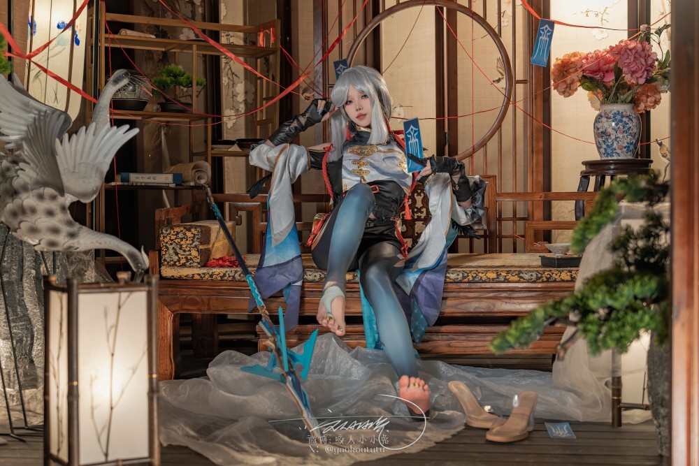 咬人小小兔四月作品『申鹤明枪』