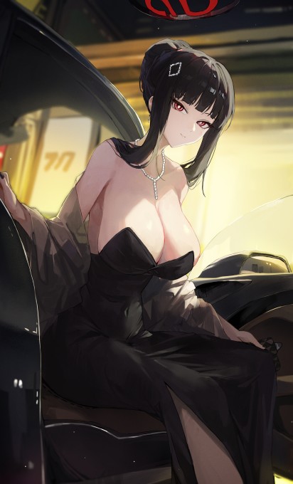 《蔚蓝档案》调月里约2k手机壁纸