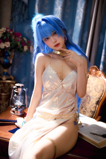 Shika小鹿鹿海伦