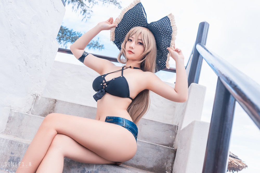 MessieHuang让&middot;巴尔泳装
