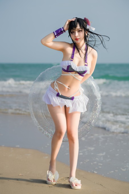 UmekoJ蒂法&middot;洛克哈特泳装