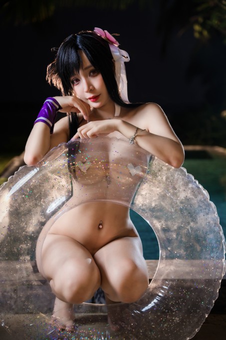 UmekoJ蒂法&middot;洛克哈特泳装