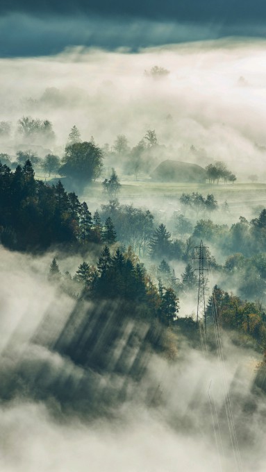 烟云缭绕山林风景手机壁纸