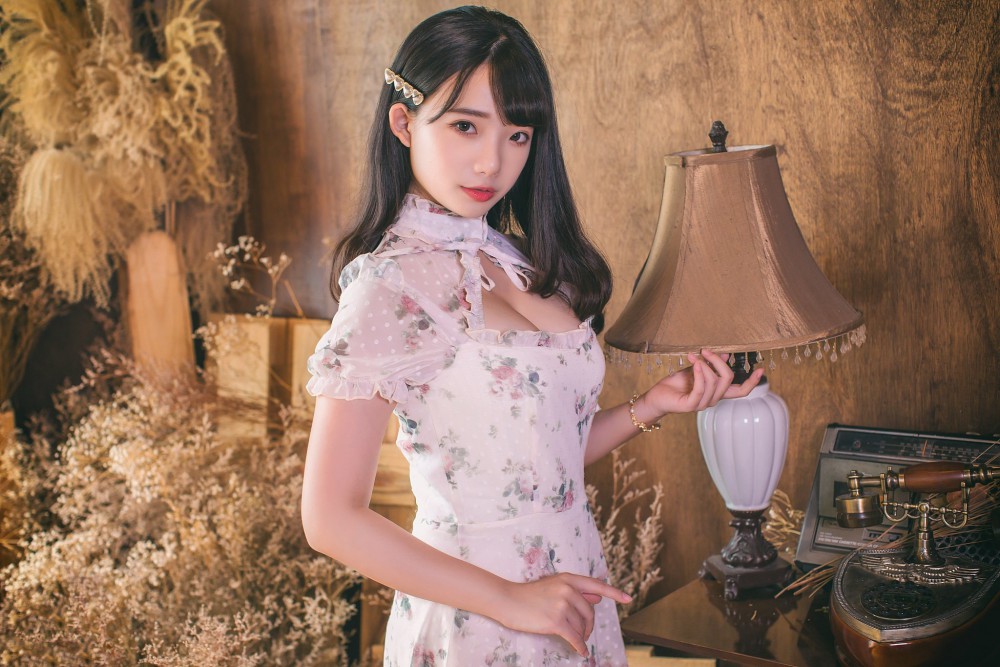 性感尤物日本美少女高清壁纸