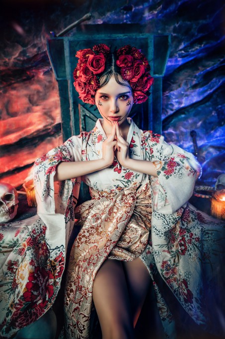 头戴花冠中国模特美女手机壁纸