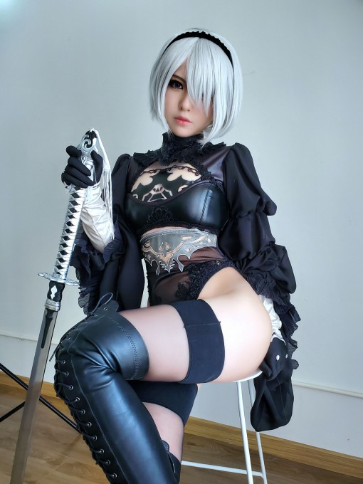 2b角色扮演高清手机壁纸