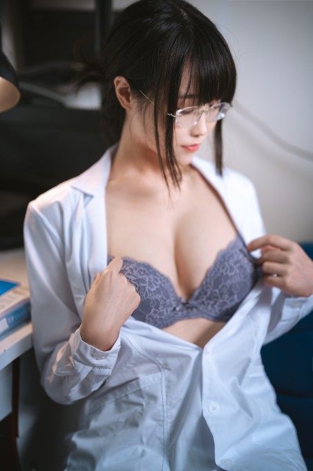 汪知子医生姐姐