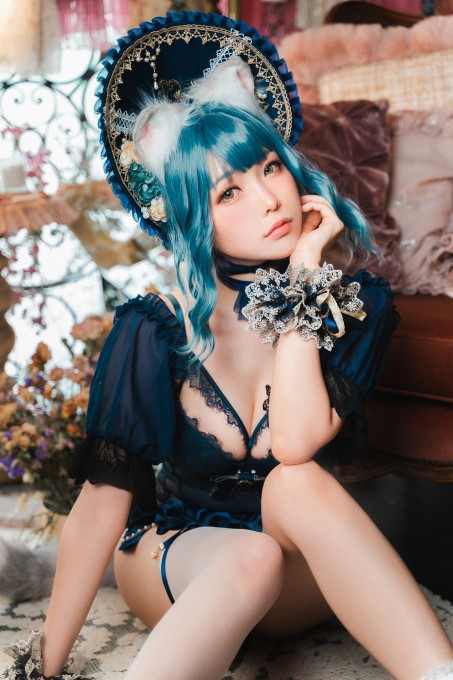 ElyEE子折耳猫少女人形