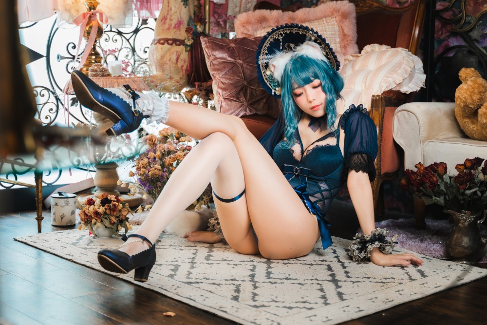 ElyEE子折耳猫少女人形