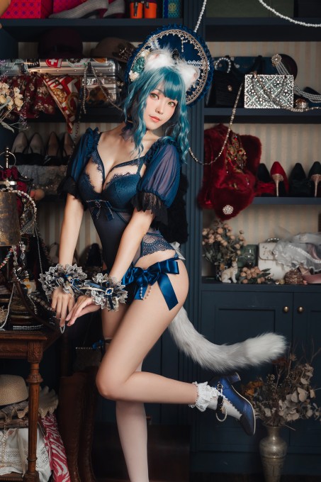 ElyEE子折耳猫少女人形