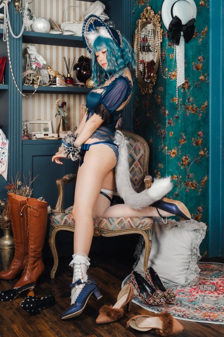 ElyEE子折耳猫少女人形