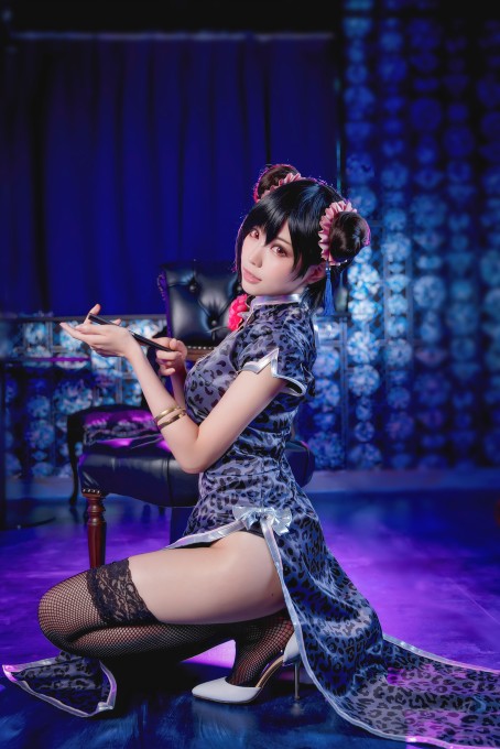 ElyEE子蒂法旗袍
