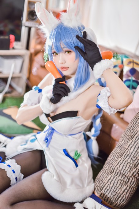 ElyEE子兔田佩克拉