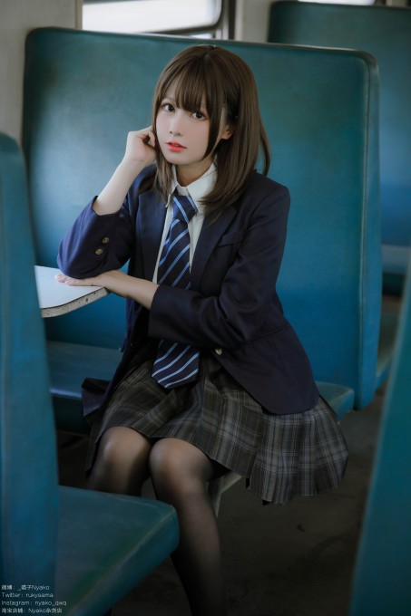 Nyako喵子痴&middot;女子校生2火车jk