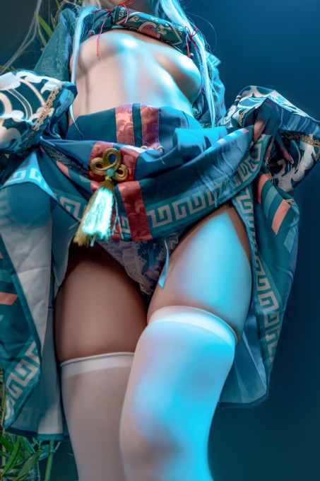 爆机少女喵小吉子不语