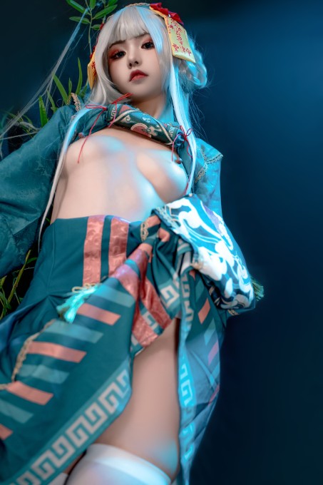 爆机少女喵小吉子不语