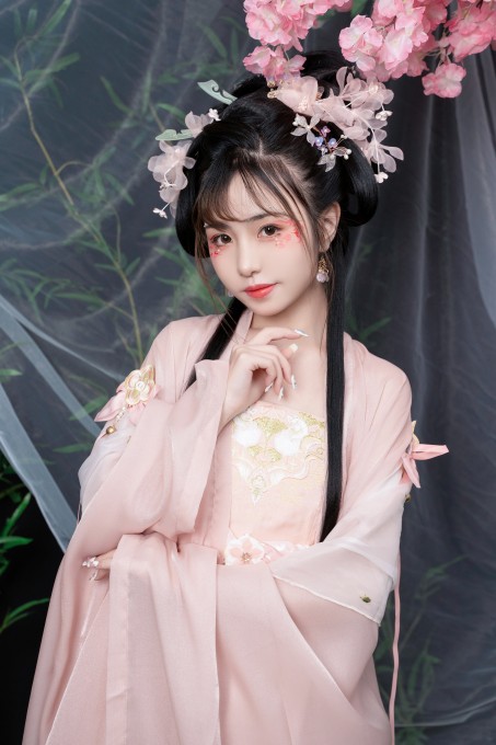 爆机少女喵小吉清平乐