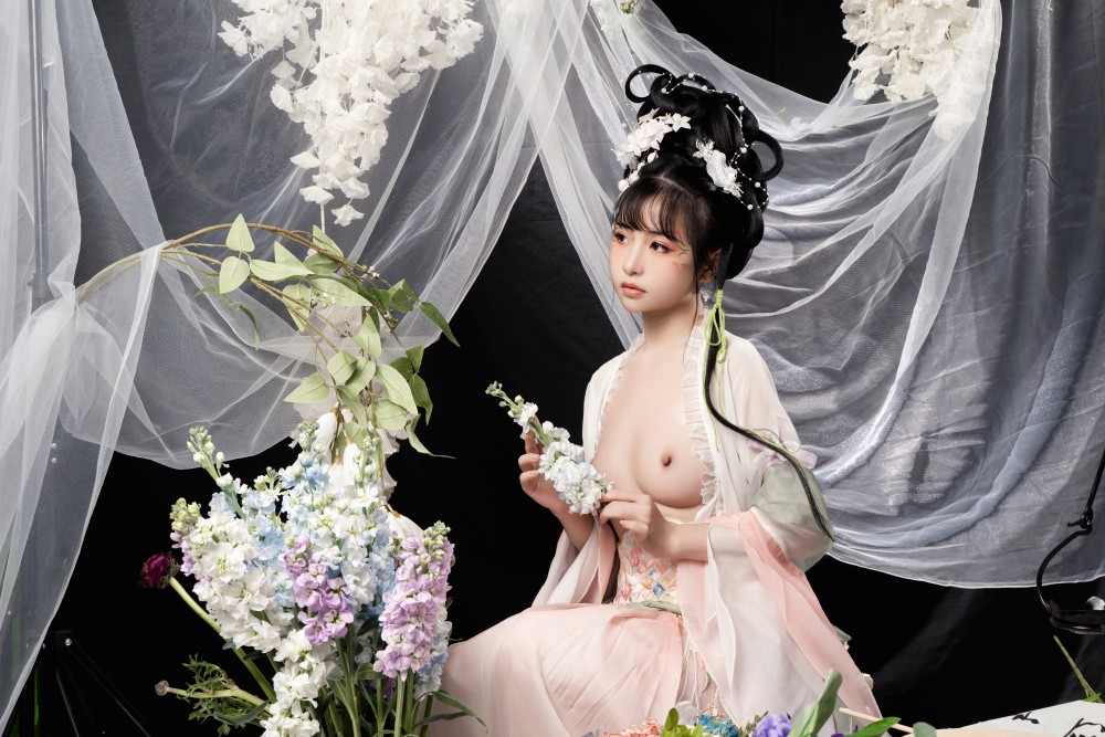 爆机少女喵小吉花间集