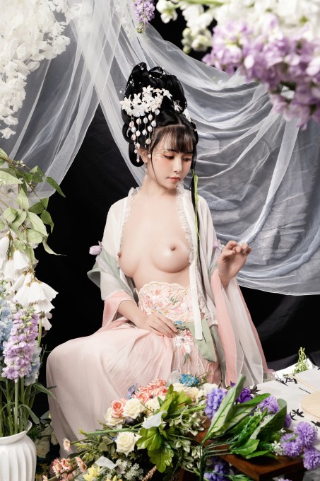爆机少女喵小吉花间集