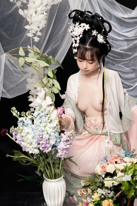 爆机少女喵小吉花间集