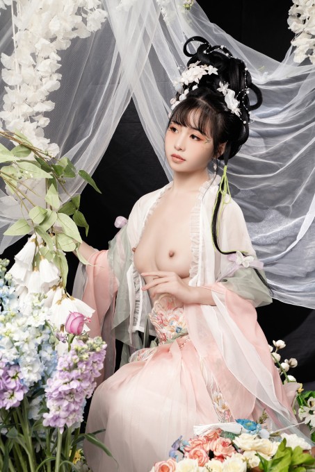 爆机少女喵小吉花间集