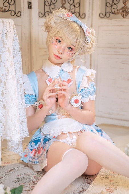 爆机少女喵小吉秘密茶会