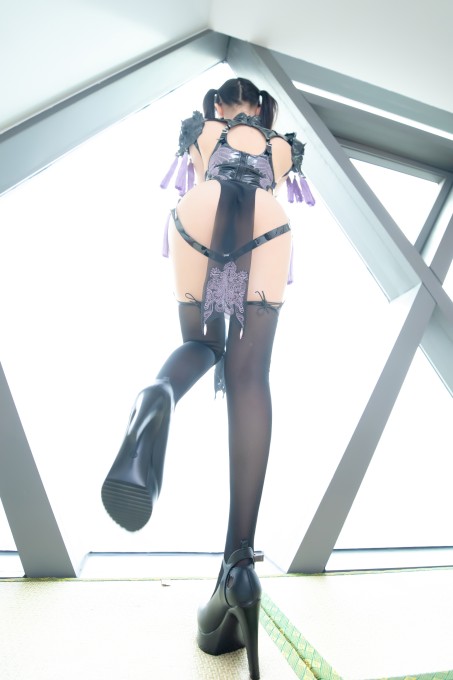 神楽坂真冬旗袍猫女