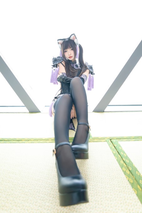 神楽坂真冬旗袍猫女