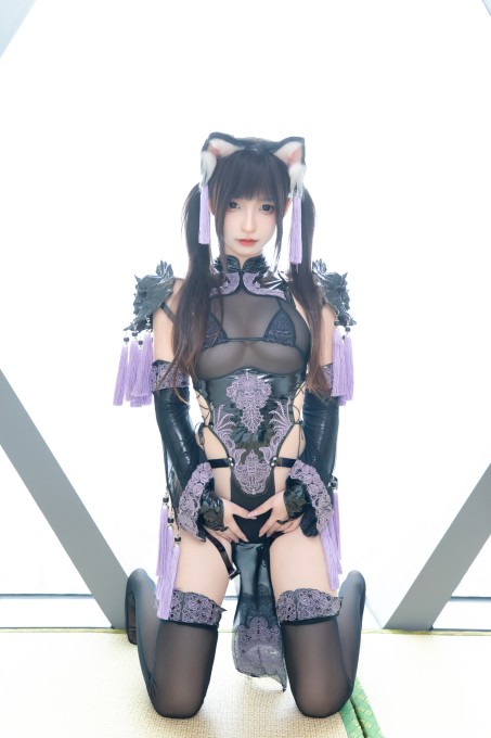 神楽坂真冬旗袍猫女