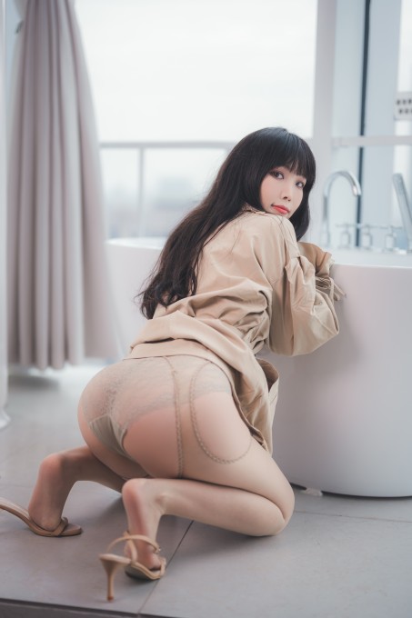 汪知子风衣