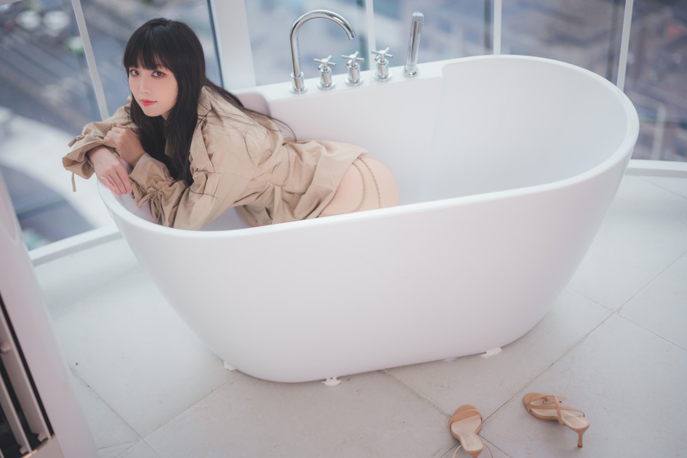汪知子风衣
