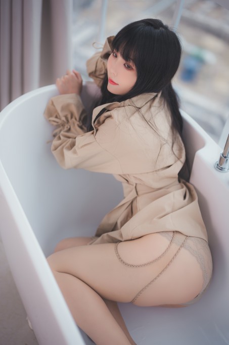 汪知子风衣