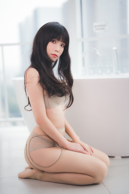 汪知子风衣
