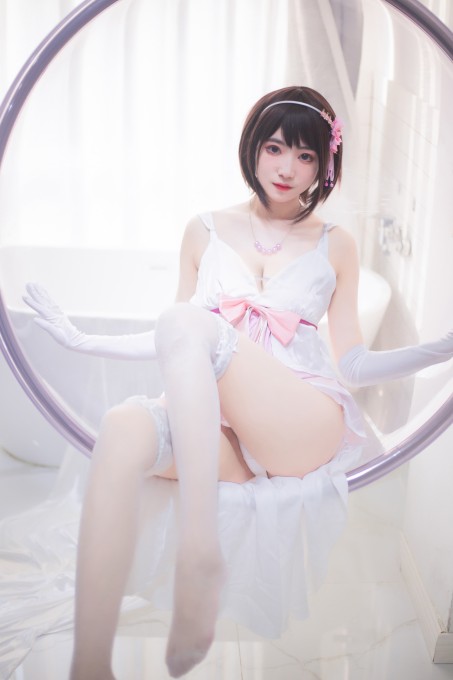 宮本桜加藤惠浴室