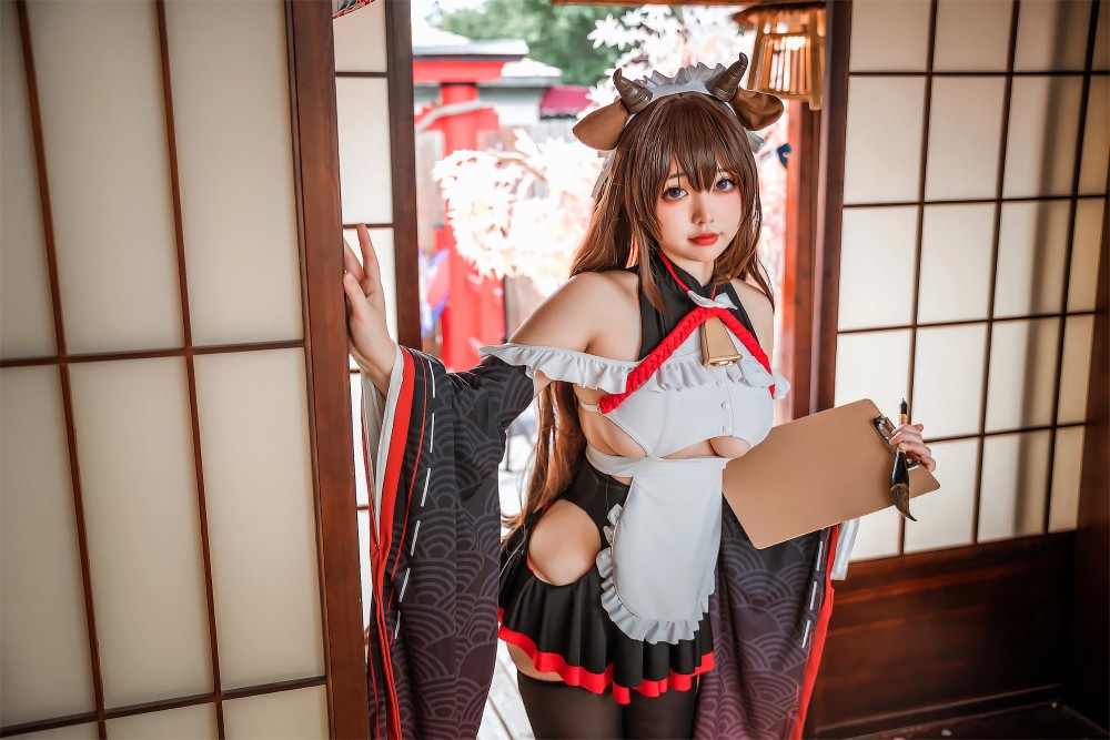啊日日碧蓝航线迷糊女仆