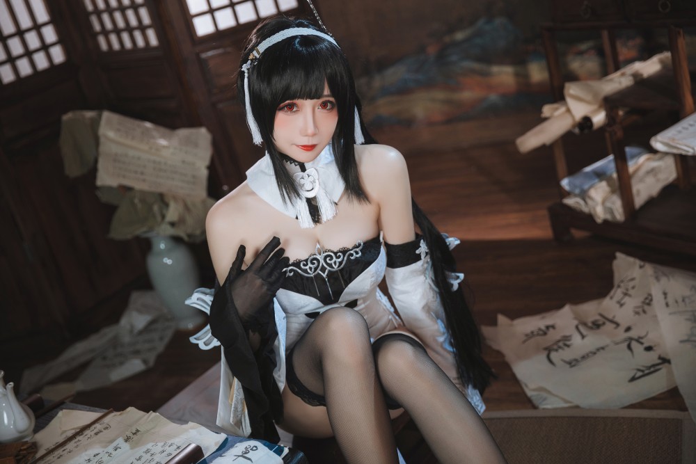 焖焖碳碧蓝航线镇海白黑礼服